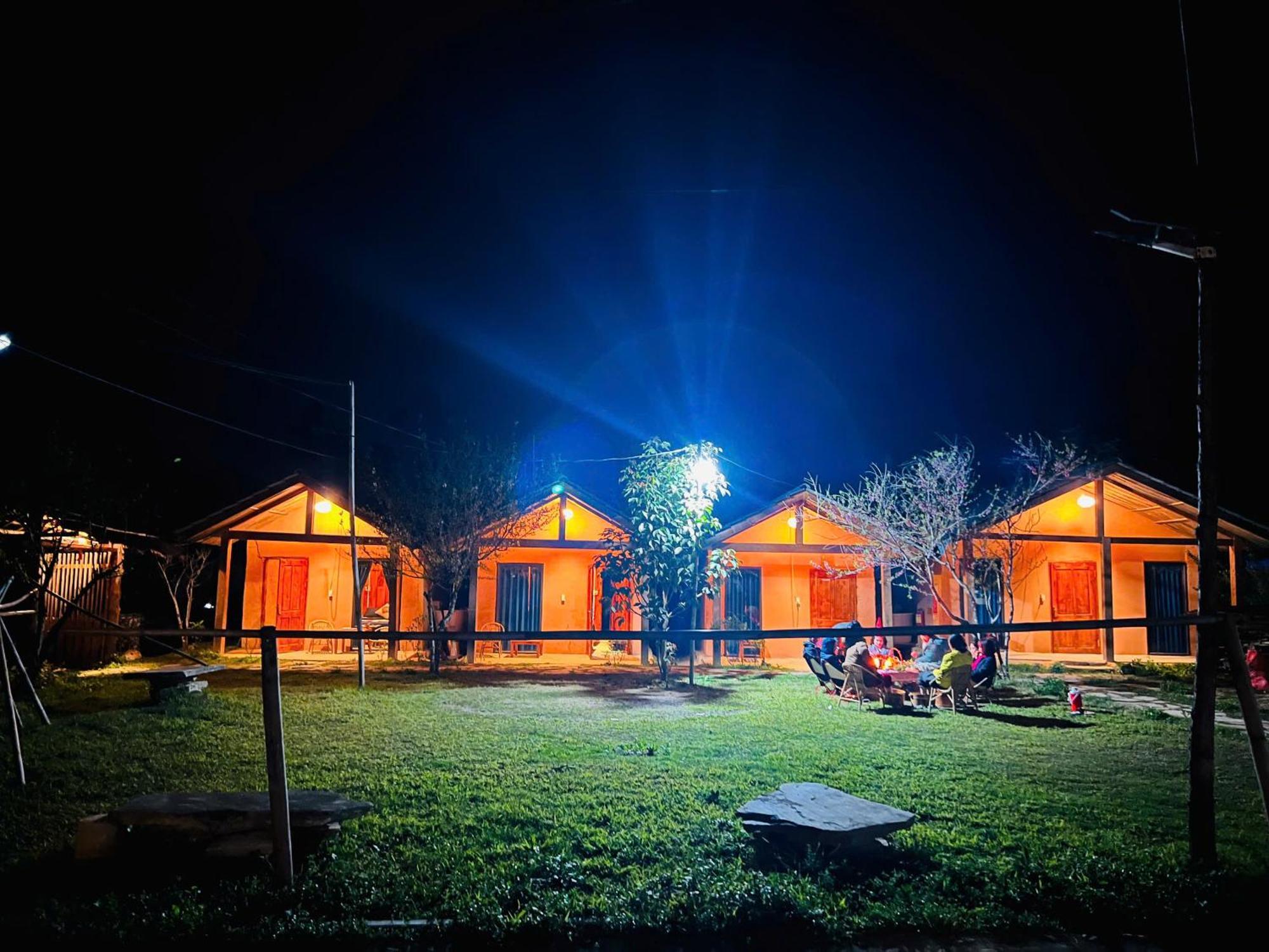 Chook Bungalow Ha Giang Kültér fotó
